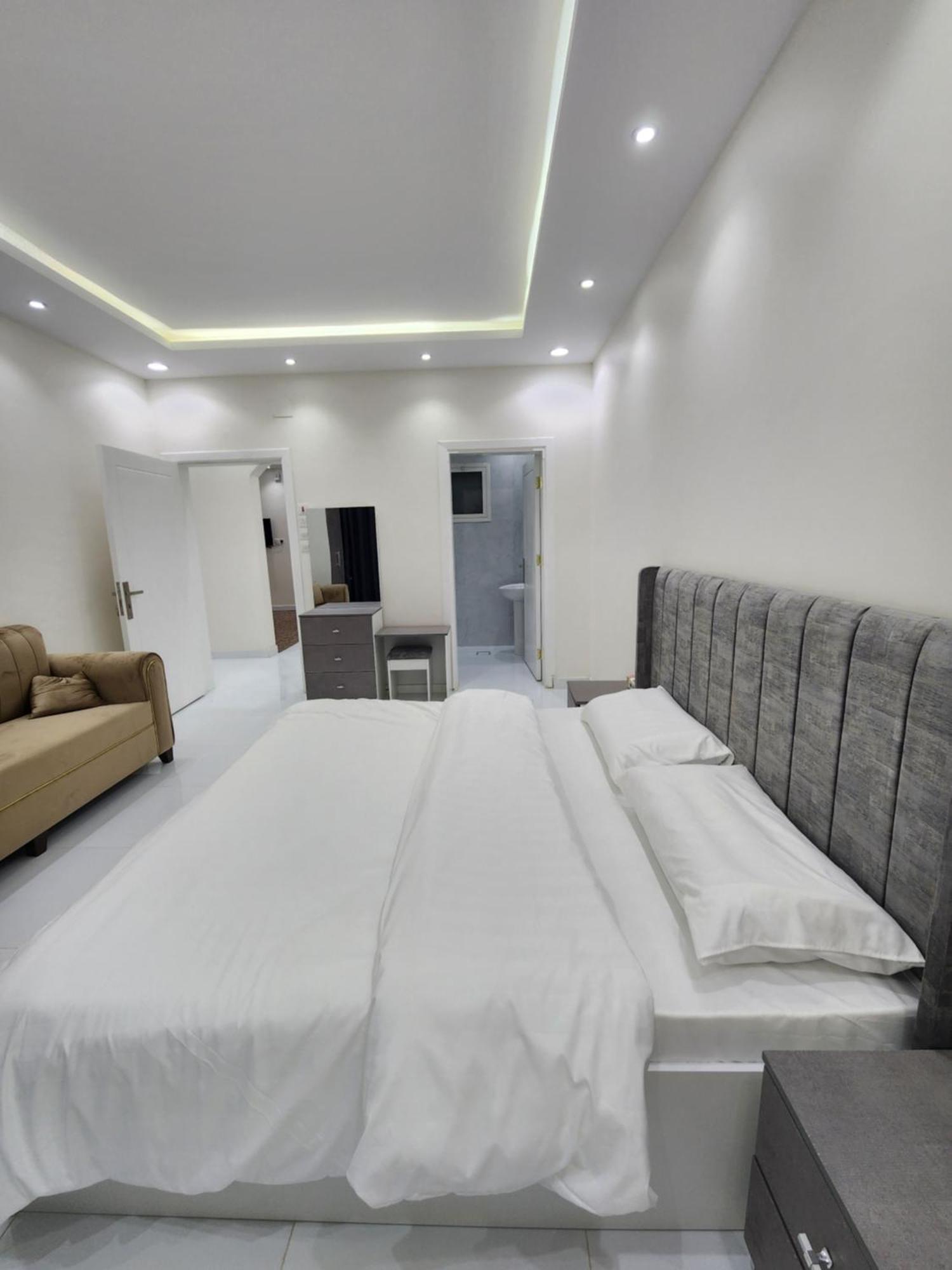 Yaqoot Al Madina Suites Al Awali Extérieur photo