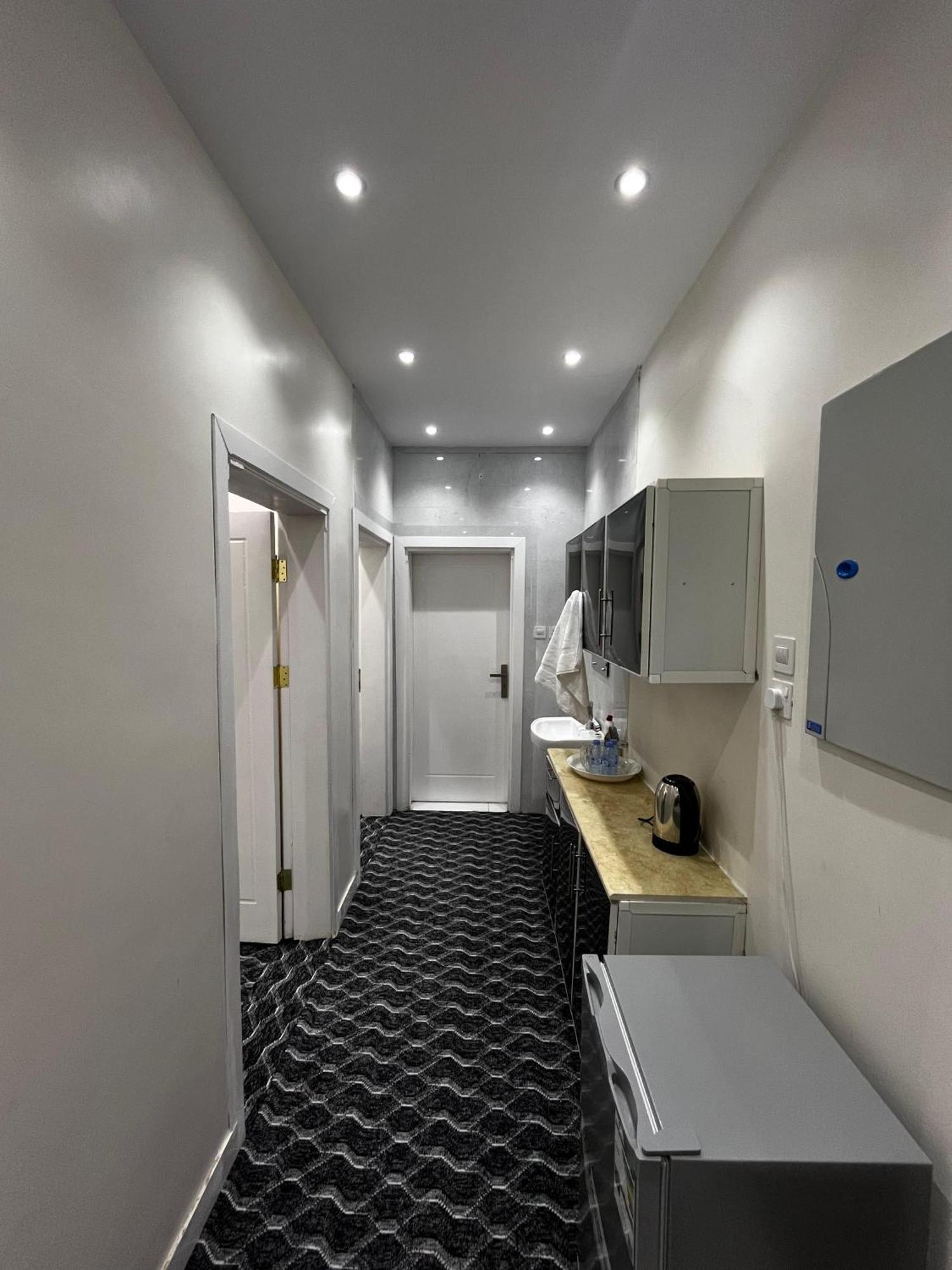 Yaqoot Al Madina Suites Al Awali Extérieur photo